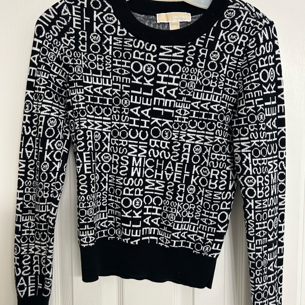 Michael Kors Monochrome Logo Knit Top
